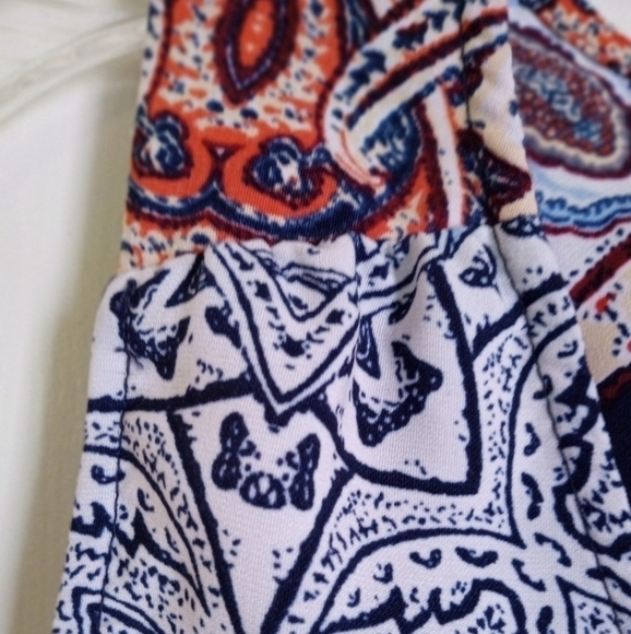 One Clothing mini shift dress with back cutout size medium EUC - Picture 4 of 7